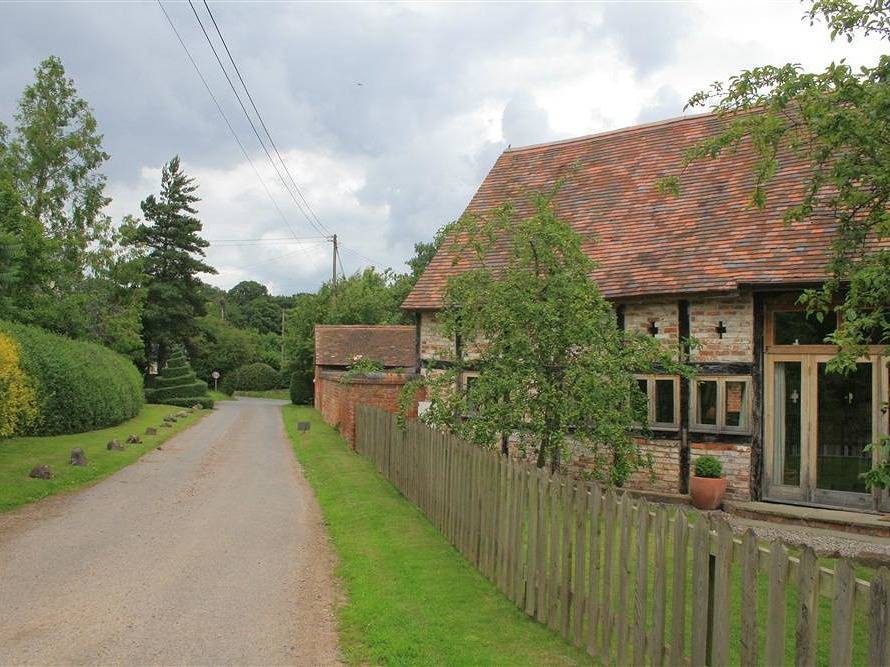 Whites Farm Barn in Gloucestershire