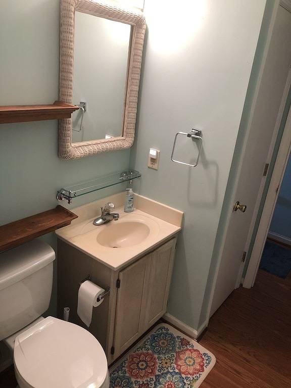 Ganze Wohnung, Private Retreat for two with stunning Ocean Front Views in North Topsail Beach, Camp Lejeune