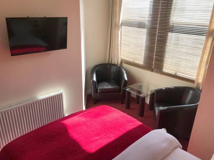 B&b for 2 people in Plymouth
