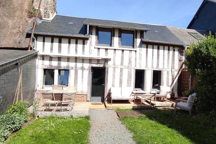 Gîte pour 5 personnes, avec Terrasse et Jardin