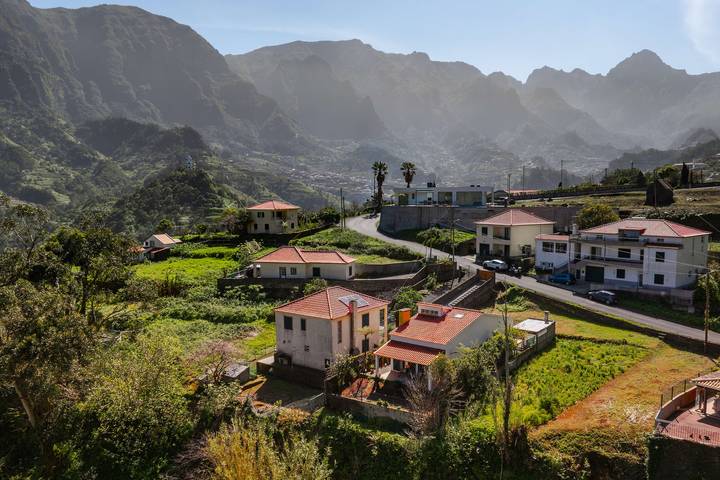 Nates House - Haus mit zwei Schlafzimmern und Garten in São Vicente (Madeira), Madeira
