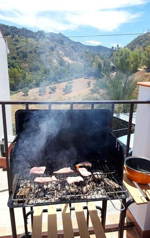 Location de vacances pour 6 personnes, avec Balcon et Terrasse ainsi que Jardin et Vue à Villanueva de San Juan