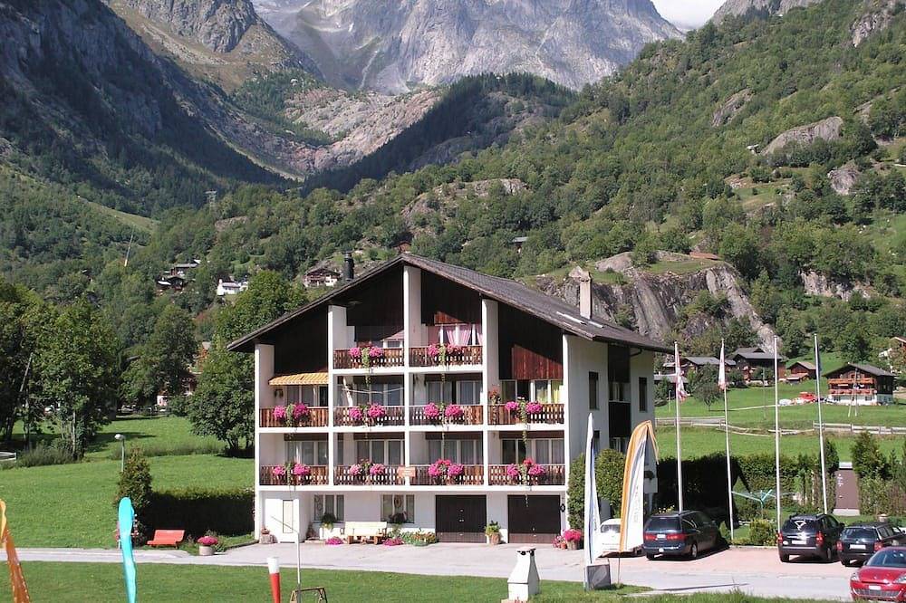 Ganze Wohnung, Casa Yolanda 1. Og Süd in Fieschertal, Aletsch Arena