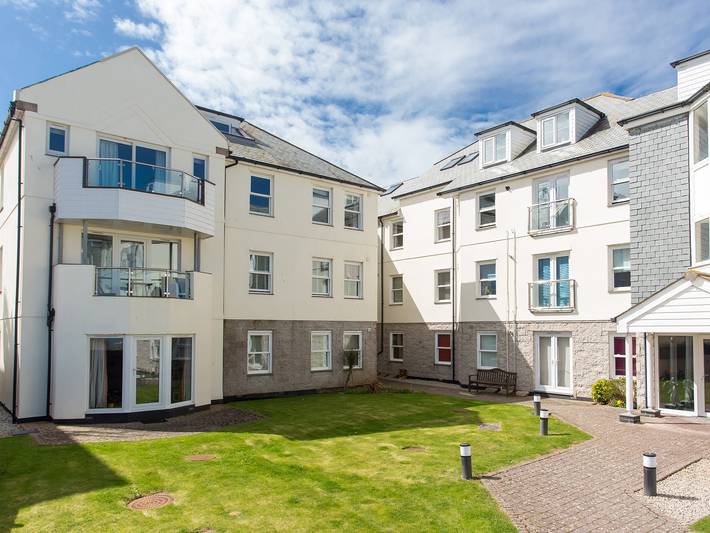 Apartment for 6 people in Newquay