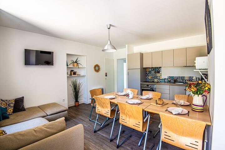 Gîte pour 8 personnes, avec vue sur le lac ainsi que piscine et jardin, animaux acceptés dans les Deux-Sèvres - 4