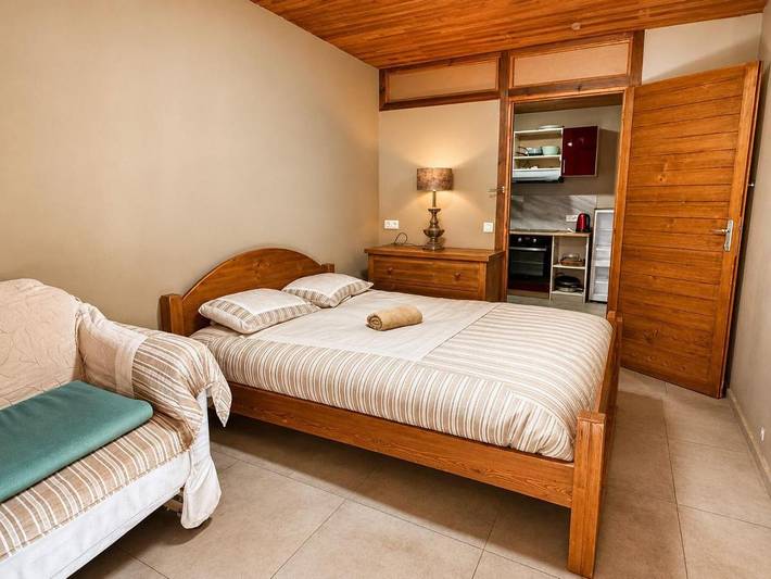 Gîte pour 8 personnes, avec jacuzzi ainsi que jardin et terrasse dans Lac de Montriond - 2