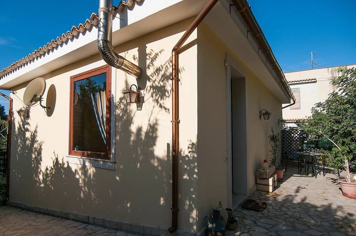 Bungalow für 6 Personen, mit Garten und Terrasse in Süditalien - 4