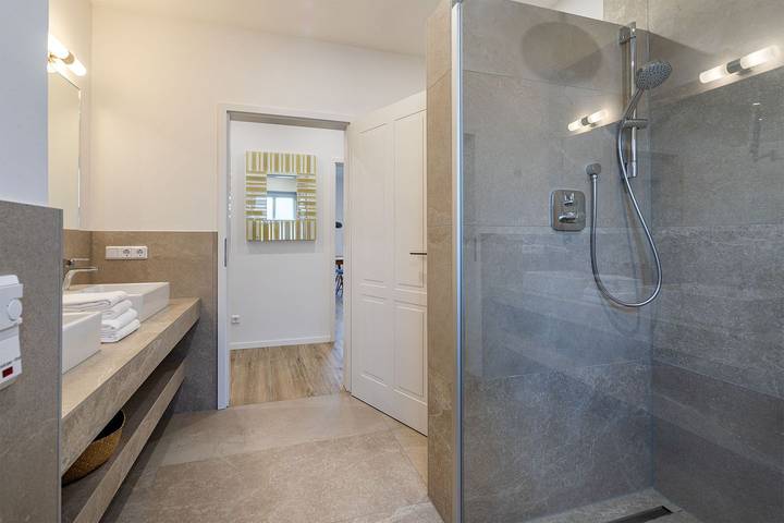 Ferienwohnung für 4 Personen, mit Garten und Sauna in Greetsiel - 3