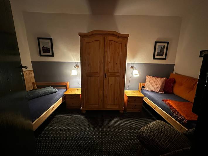 Apartamento vacacional entero, Apartamento de vacaciones para 2 personas con jardín in Dresden-Neustadt, Dresde