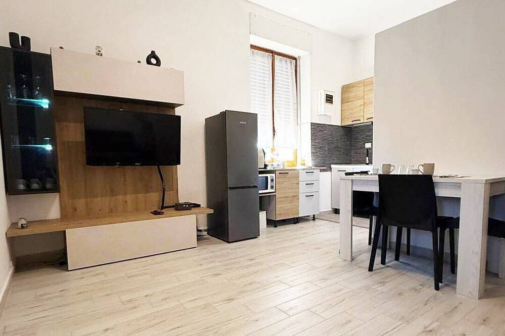 Entire apartment, ⭐️ Luminis Holiday Home - Comfort and the sea at your fingertips ⭐️ in Porto Torres, Sassari Province
