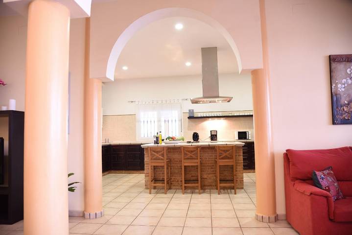 Casa rural para 14 personas, con jardín y jacuzzi, Se admiten mascotas en Provincia de Sevilla - 4