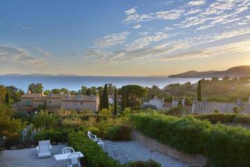 Ferienwohnung für 4 Personen, mit Balkon und Pool in Gigaro