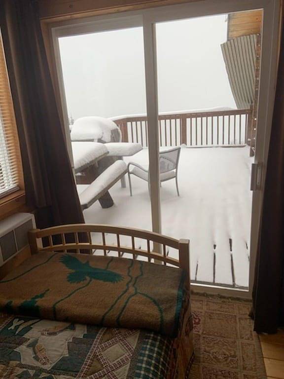 The Dovetail Cabin in Homer, Kenai Peninsula