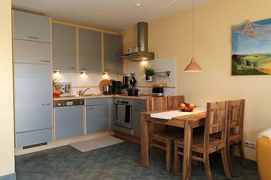 Ferienwohnung für 4 Personen, mit Balkon, mit Haustier in Wustrow - 2