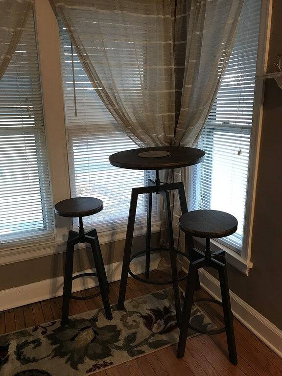 Douglas Ave Flat in Ames (IA), Story County