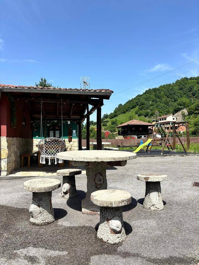 Apartamento entero, Apartamentos El Campal in Aller, Cordillera Cantábrica