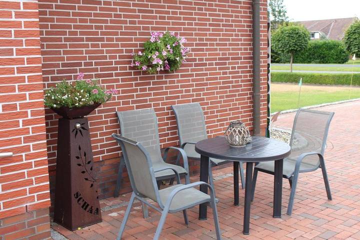 Ferienwohnung für 5 Personen, mit Terrasse und Garten in Ostrhauderfehn - 4