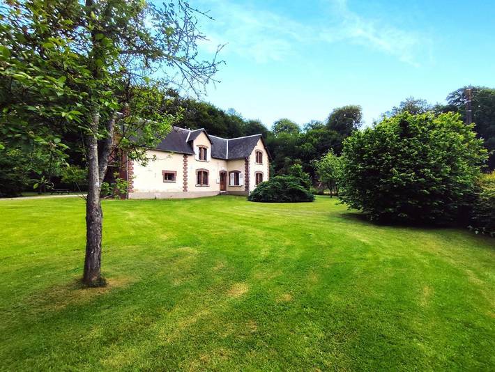Gîte pour 10 personnes, avec Jardin
