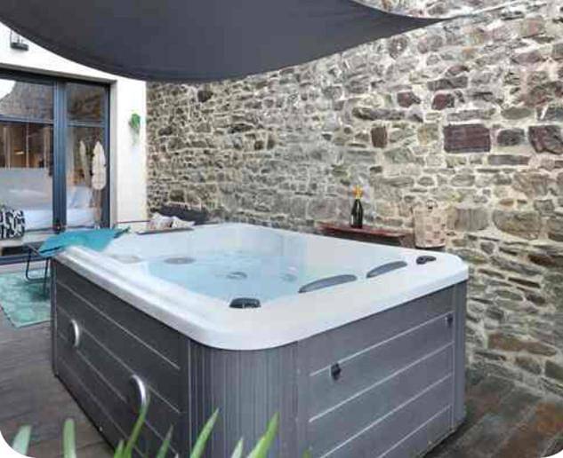 Appartement de vacances pour 4 personnes, avec terrasse et jacuzzi