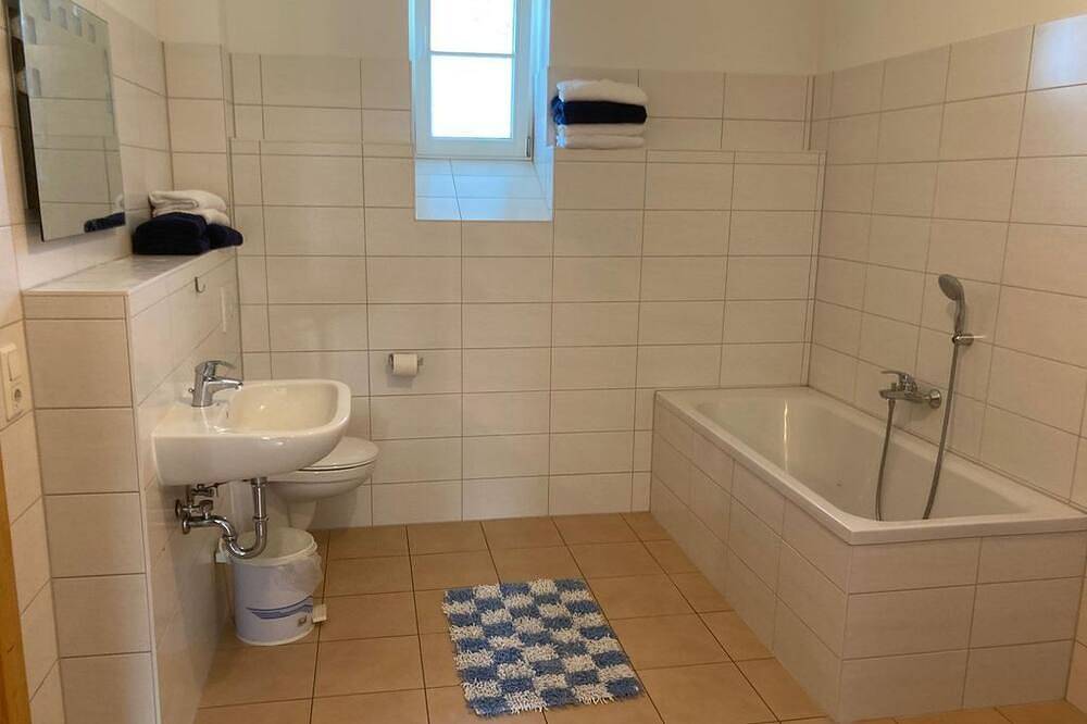 Ferienwohnung Torhaus Ost - Ferienhaus Torhaus in Herrnhut, Oberlausitz-Niederschlesien