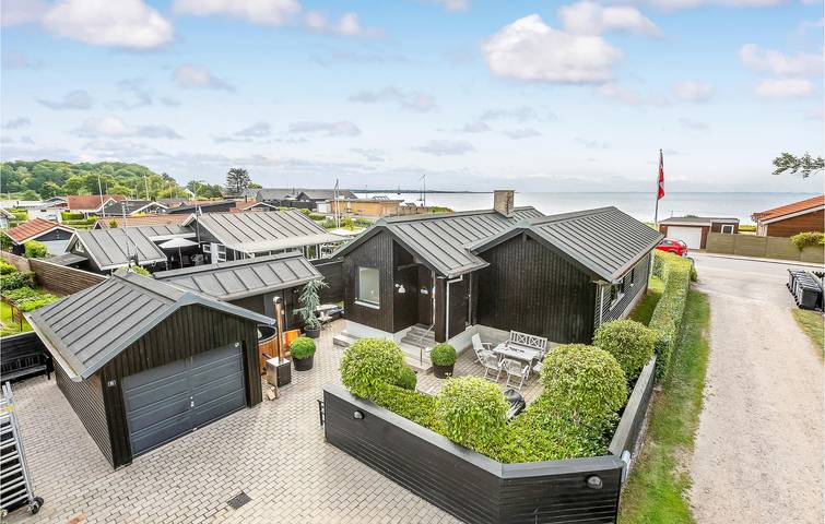 Ferienhaus für 6 Personen, mit Terrasse und Garten in Hejsager Strand
