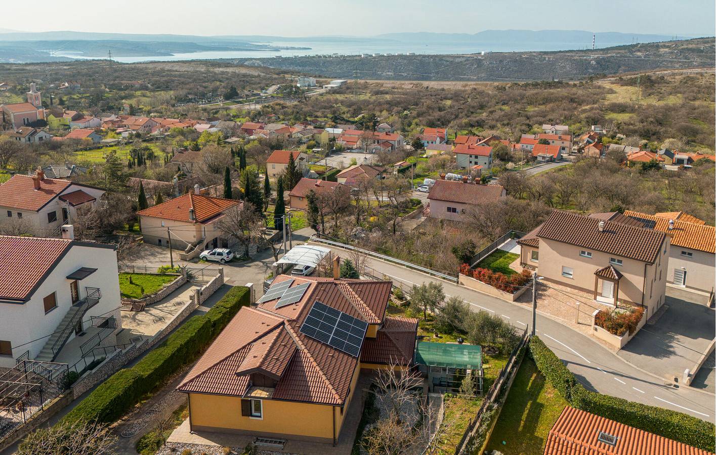 Ganze Ferienwohnung, Gemütliche Ferienwohnung mit WLAN, Klimaanlage und Parkplatz in der Nähe der Küste von Bakar in Bakar, Primorje-Gorski Kotar