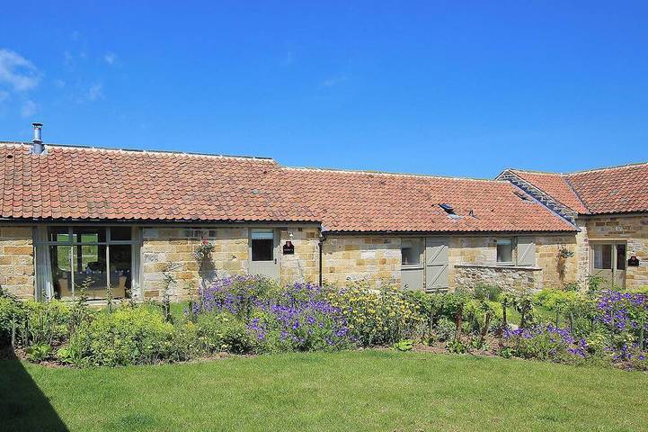 Cottage for 4 people, with garden in Scalby