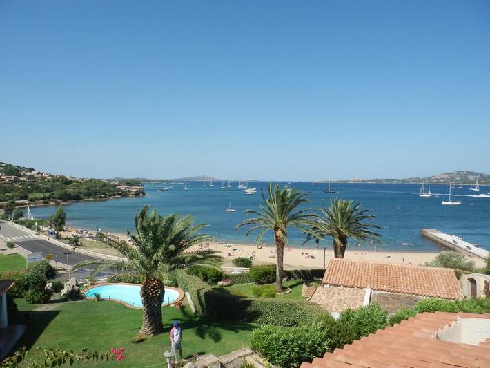 Appartamento per 6 persone, con giardino e panorama in Cannigione