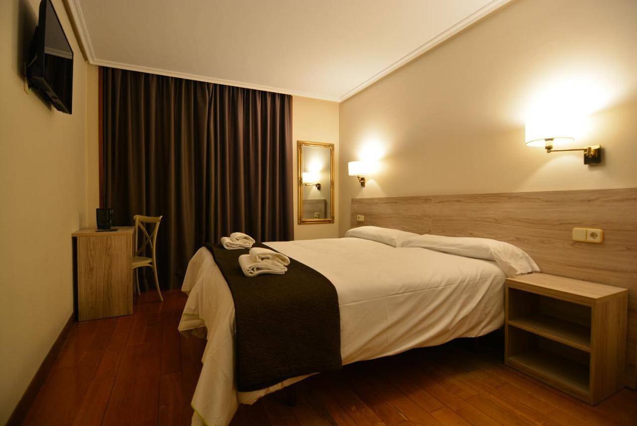 Economy Twin Room in Olite, Province de Navarra
