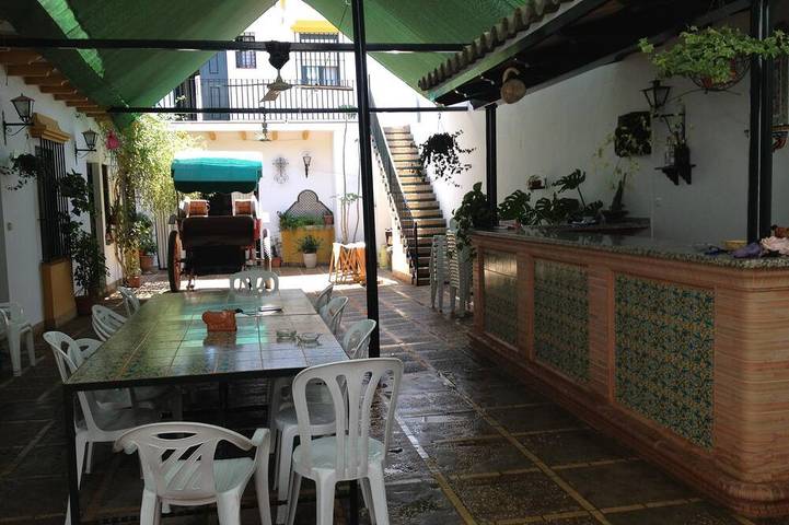 Holiday home for 20 people, with hot tub and terrace - 1