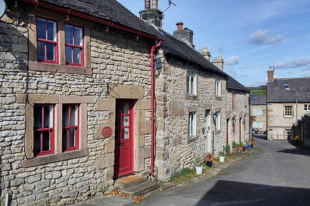 Cosy Cottage in the Beautiful Derbyshire Dales, Peak District in Winster, Derbyshire