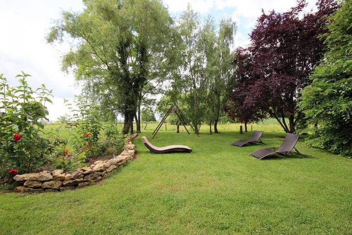 Chambre d’hôte pour 3 personnes, avec jardin ainsi que terrasse et vue dans Devay - 3