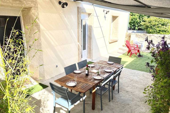 Location de vacances pour 6 personnes, avec terrasse et jardin, animaux acceptés à Caux