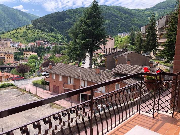 Location de vacances pour 7 personnes, avec balcon et vue à Scanno - 3