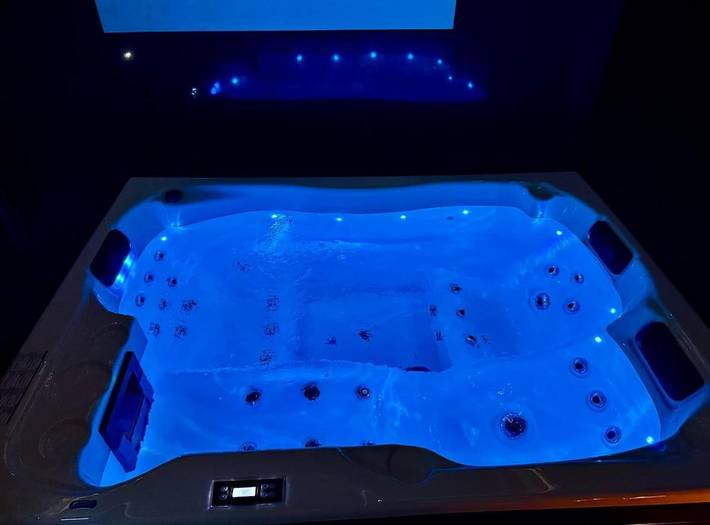 Location de vacances pour 4 personnes, avec piscine et jacuzzi ainsi que jardin et sauna à Chaudfontaine - 2