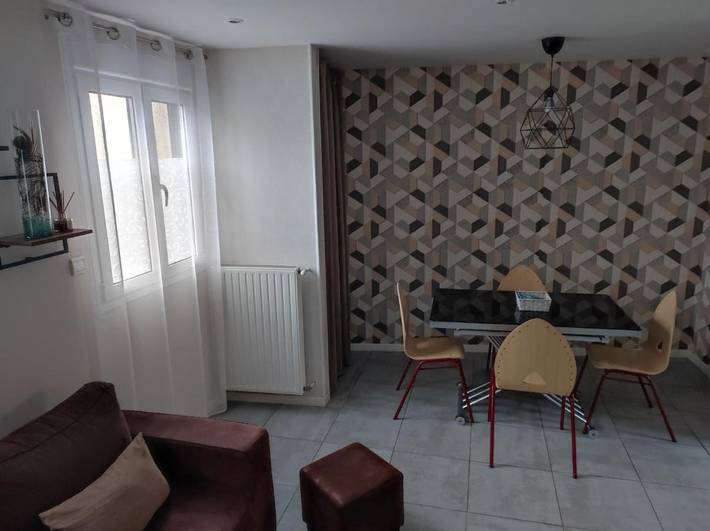 Gîte pour 8 personnes, avec terrasse à Oissel - 4