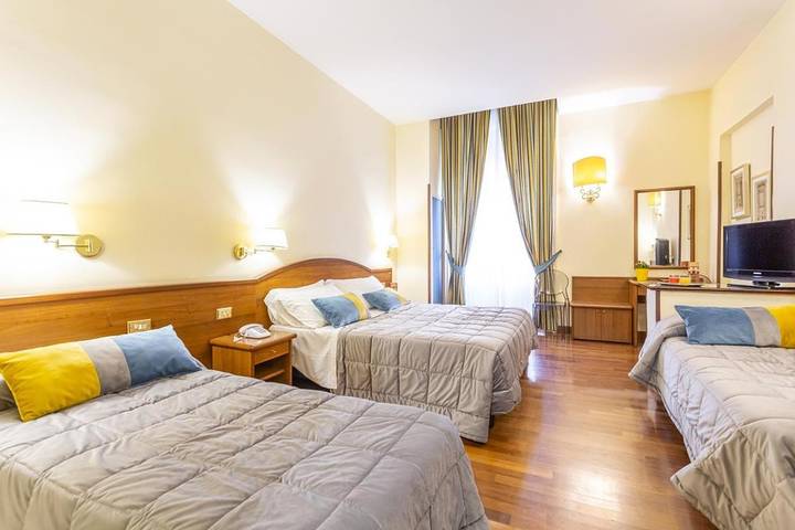 Maison d’hôte pour 15 personnes, avec terrasse et jacuzzi, animaux acceptés à Vigo - 2