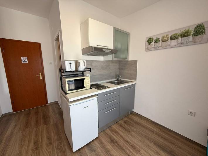 Ganze Wohnung, Studio Appartement mit Terrasse und Meerblick Gradac, Makarska -a in Gradac, Makarska Riviera