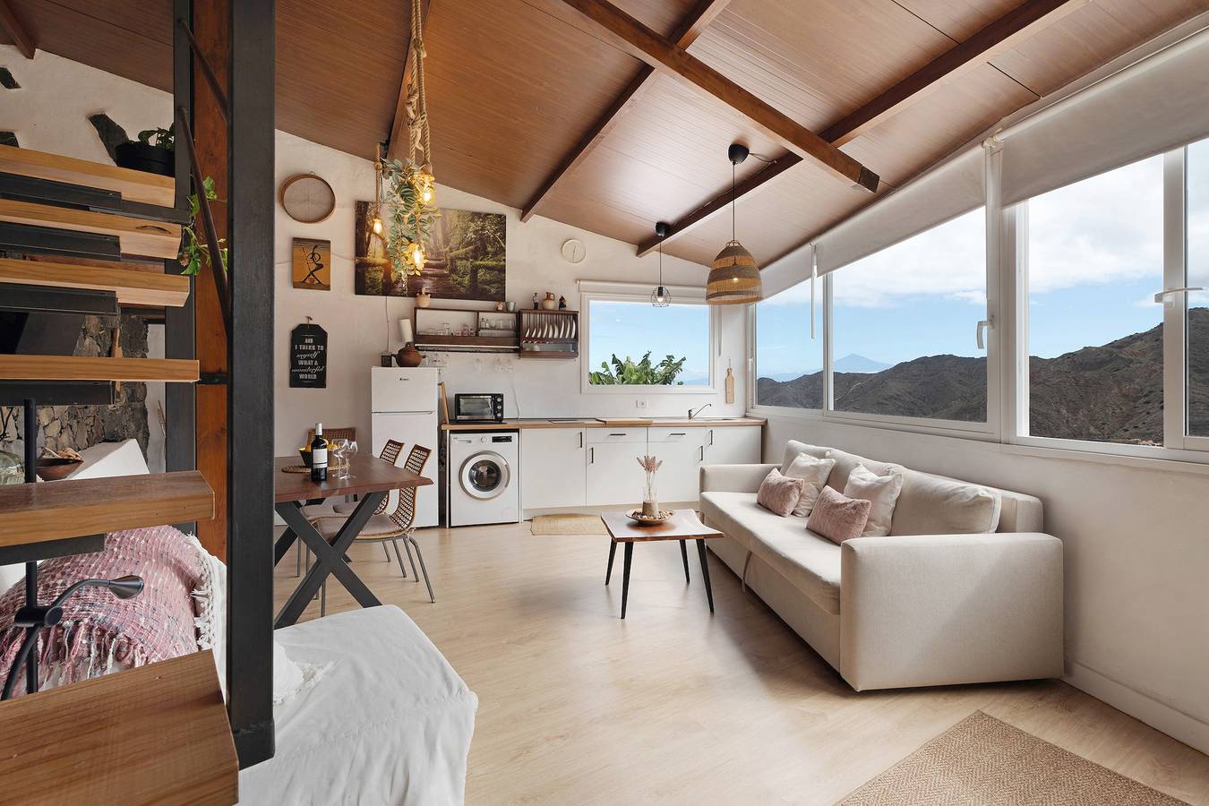 Casa de vacaciones "Tajaraste 2" con vistas al mar y a la montaña, terrazas privadas y Wi-Fi in El Tabaibal, Hermigua