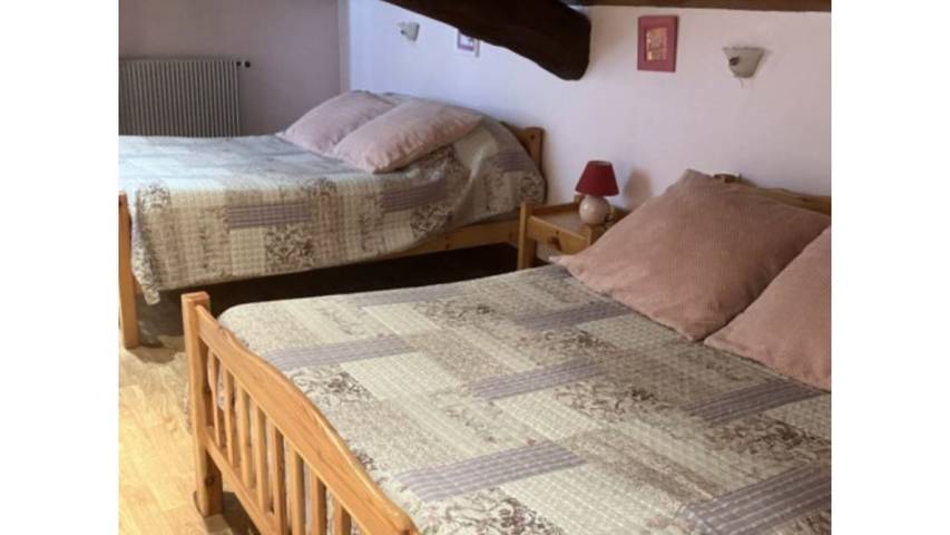 Chambre d’hôte pour 4 personnes, avec jardin en Charente