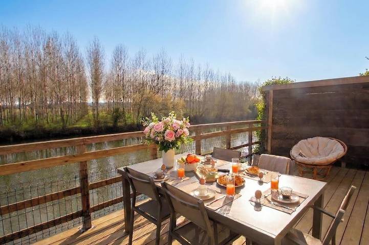 Gîte pour 6 personnes, avec balcon et jardin