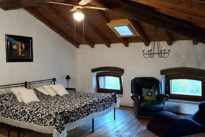Haus fùr Familien, Freunden und Haustieren Mitten im Grùne Nahe am Garda See in Rivoli Veronese, Prealpi Gardesane