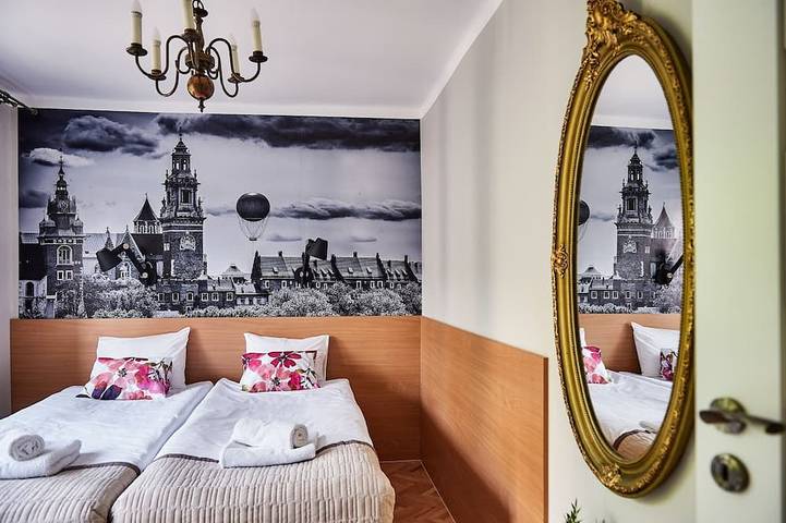 Ganze Wohnung, Irena und Anatol Apartment - 5 Minuten zu Fuß zum Krakauer Hauptplatz! 4 Schlafplätze! in Krakau, Kleinpolen