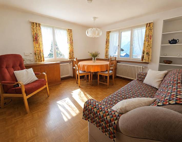 Ganze Wohnung, Revier Lärchenglück in Glarus Süd, Kanton Glarus