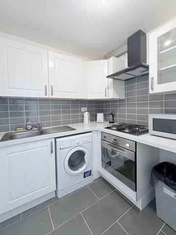 Holiday Apartment for 6 People in Tower Hamlets, London, Photo 4