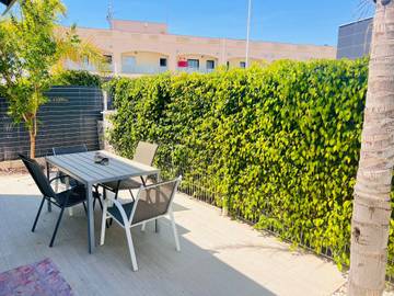 Maison De Vacances pour 6 Personnes dans Punta Prima (Alicante), Orihuela, Photo 2