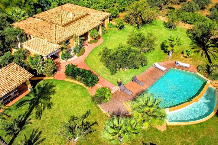 Villa für 6 Personen, mit Pool - 1