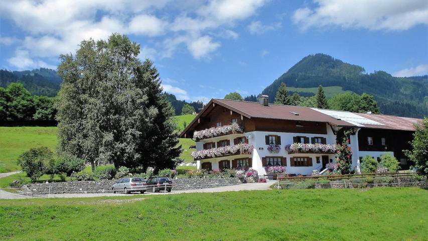 Ferienwohnung für 2 Personen, mit Balkon und Terrasse sowie Garten in Hörnerdörfer