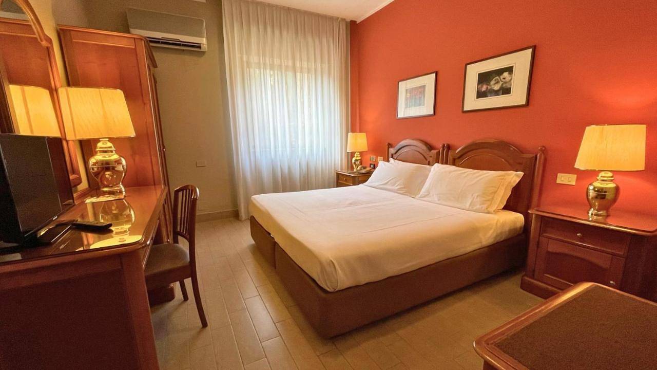 Garden Hotel Catania in San Giovanni La Punta, Catania e dintorni