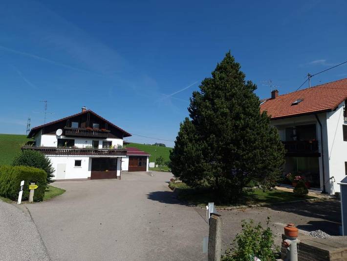 Ferienwohnung für 4 Personen, mit Balkon und Garten - 1